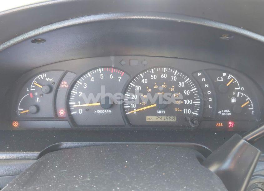 Photo 7 of 2004 Toyota Tundra LIMITED V8 (VIN 5TBET38184S444542)