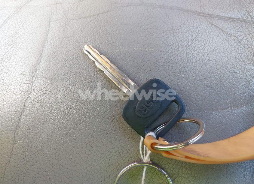 Photo 11 of 2005 Toyota Tundra LIMITED V8 (VIN 5TBET38185S478675)