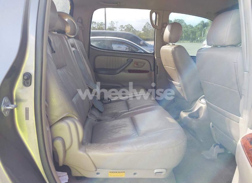 Photo 8 of 2005 Toyota Tundra LIMITED V8 (VIN 5TBET38185S478675)