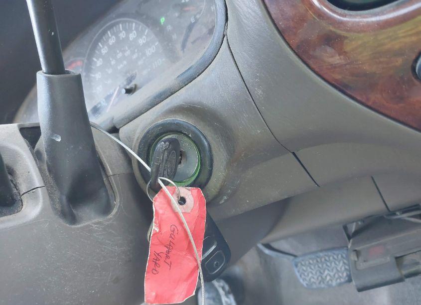 Photo 11 of 2005 Toyota Tundra LIMITED V8 (VIN 5TBET38185S496223)