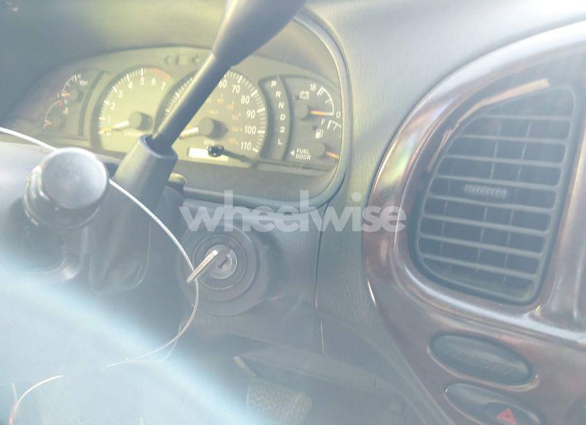 Photo 11 of 2004 Toyota Tundra LIMITED V8 (VIN 5TBET38194S437454)