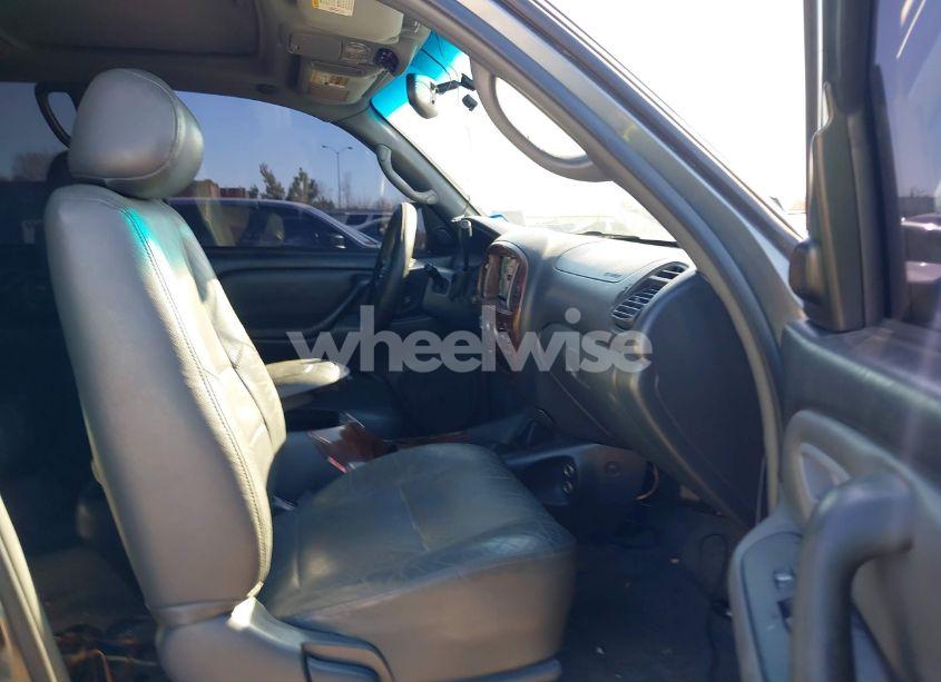 Photo 5 of 2004 Toyota Tundra LIMITED V8 (VIN 5TBET38194S437454)