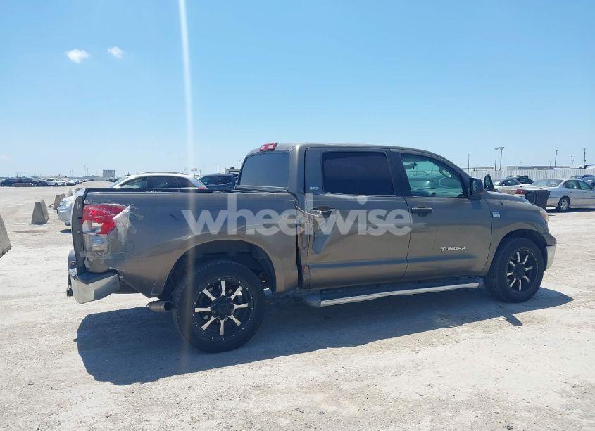 Photo 13 of 2007 Toyota Tundra SR5 4.7L V8 (VIN 5TBET54127S456188)
