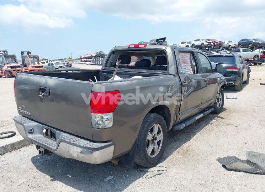 Photo 4 of 2007 Toyota Tundra SR5 4.7L V8 (VIN 5TBET54197S454714)