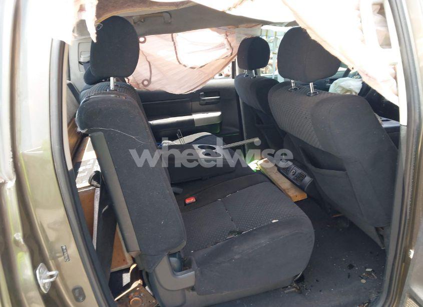 Photo 8 of 2007 Toyota Tundra SR5 4.7L V8 (VIN 5TBET54197S454714)