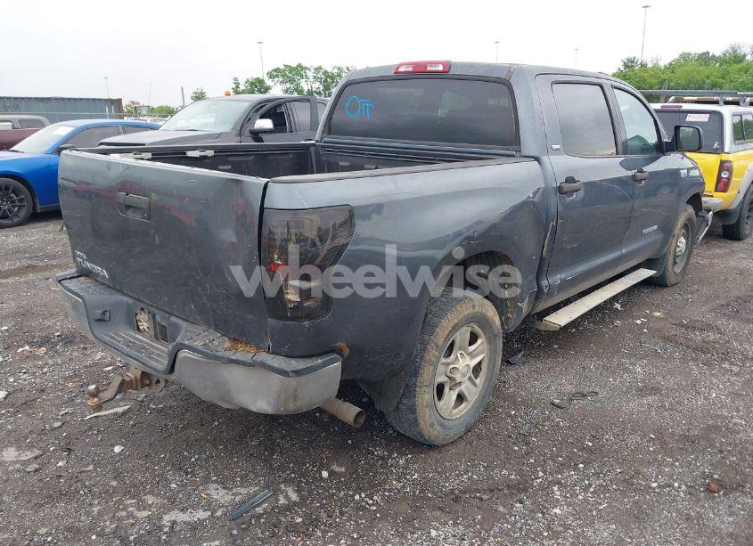 Photo 4 of 2007 Toyota Tundra SR5 5.7L V8 (VIN 5TBEV54117S472263)