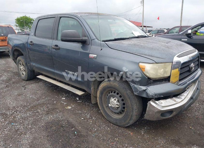Photo 6 of 2007 Toyota Tundra SR5 5.7L V8 (VIN 5TBEV54117S472263)