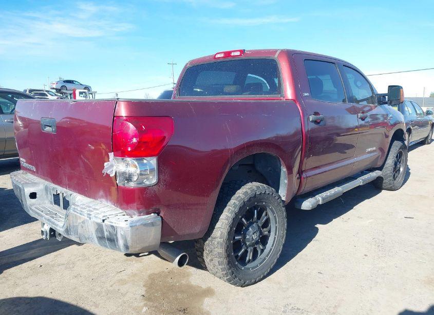 Photo 4 of 2007 Toyota Tundra SR5 5.7L V8 (VIN 5TBEV54137S463869)