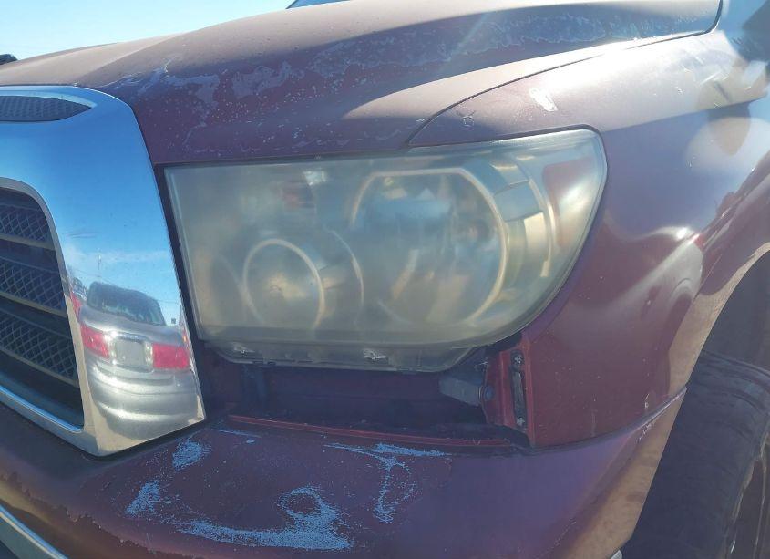 Photo 6 of 2007 Toyota Tundra SR5 5.7L V8 (VIN 5TBEV54137S463869)