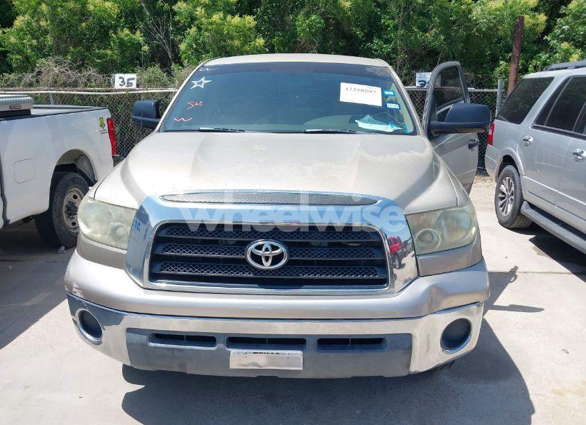 Photo 6 of 2007 Toyota Tundra SR5 5.7L V8 (VIN 5TBEV54147S465727)