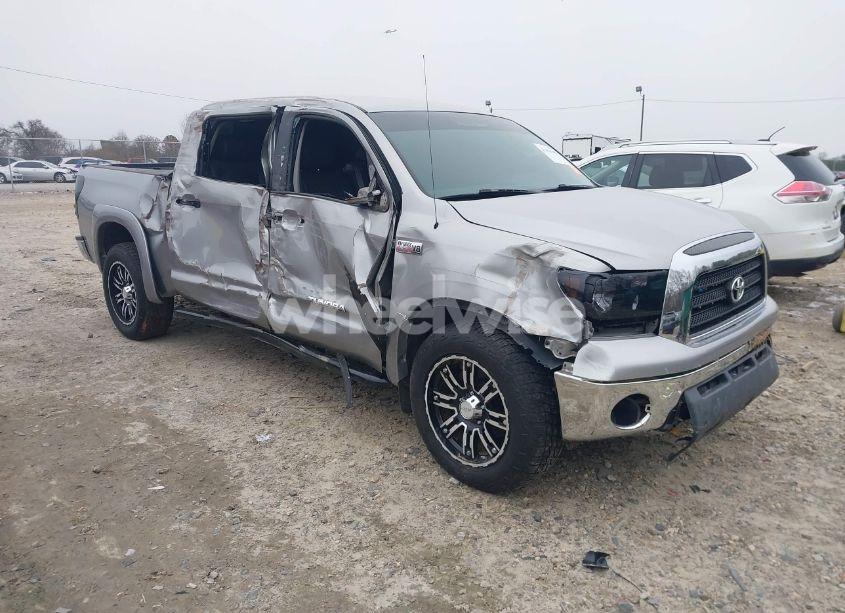 2008 Toyota Tundra BASE 5.7L V8 (VIN 5TBEV54158S477984) main photo