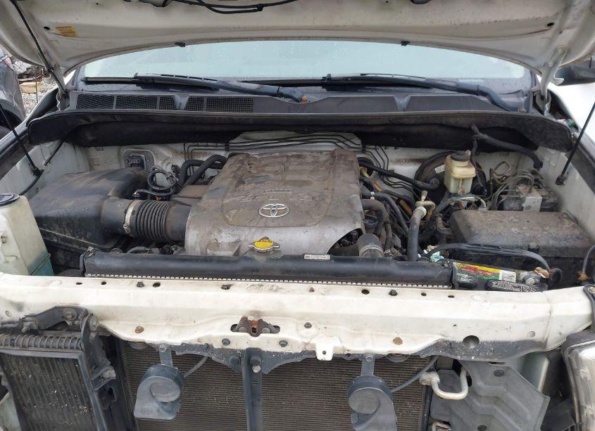 Photo 10 of 2007 Toyota Tundra SR5 5.7L V8 (VIN 5TBEV54177S467245)