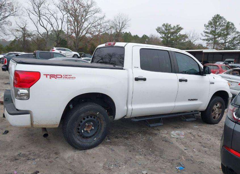 Photo 13 of 2007 Toyota Tundra SR5 5.7L V8 (VIN 5TBEV54177S467245)