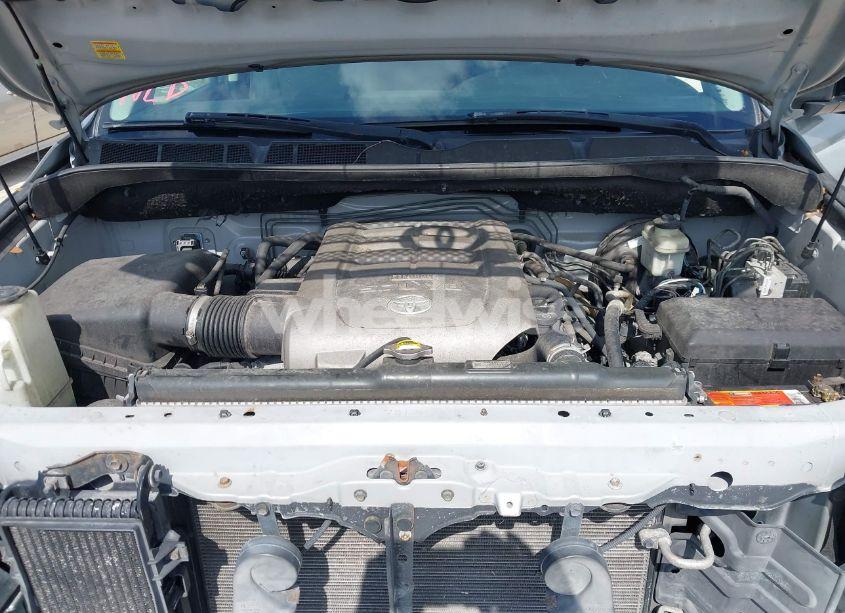 Photo 10 of 2007 Toyota Tundra SR5 5.7L V8 (VIN 5TBEV54197S457462)