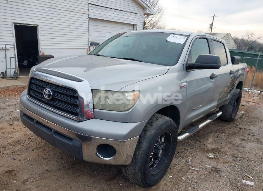 Photo 2 of 2007 Toyota Tundra SR5 5.7L V8 (VIN 5TBEV54197S458921)