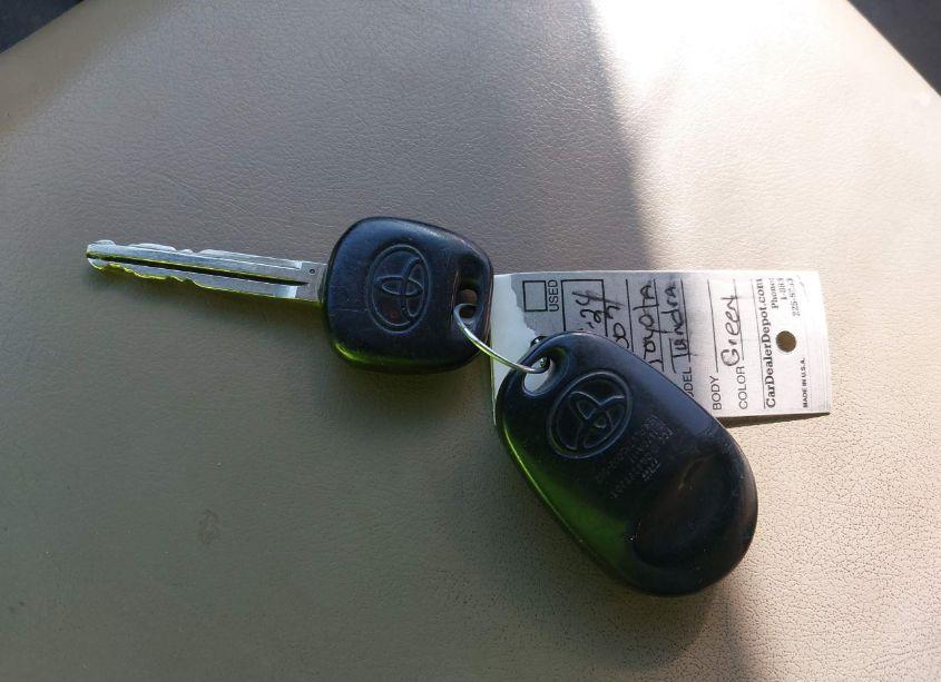 Photo 11 of 2007 Toyota Tundra LIMITED 5.7L V8 (VIN 5TBEV58187S456121)