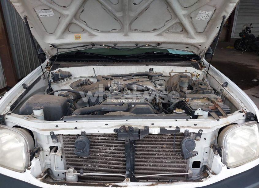 Photo 10 of 2001 Toyota Tundra (VIN 5TBJN32111S144094)