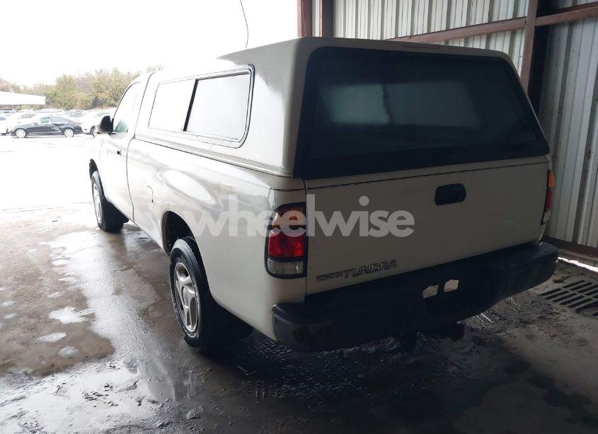 Photo 3 of 2001 Toyota Tundra (VIN 5TBJN32111S144094)