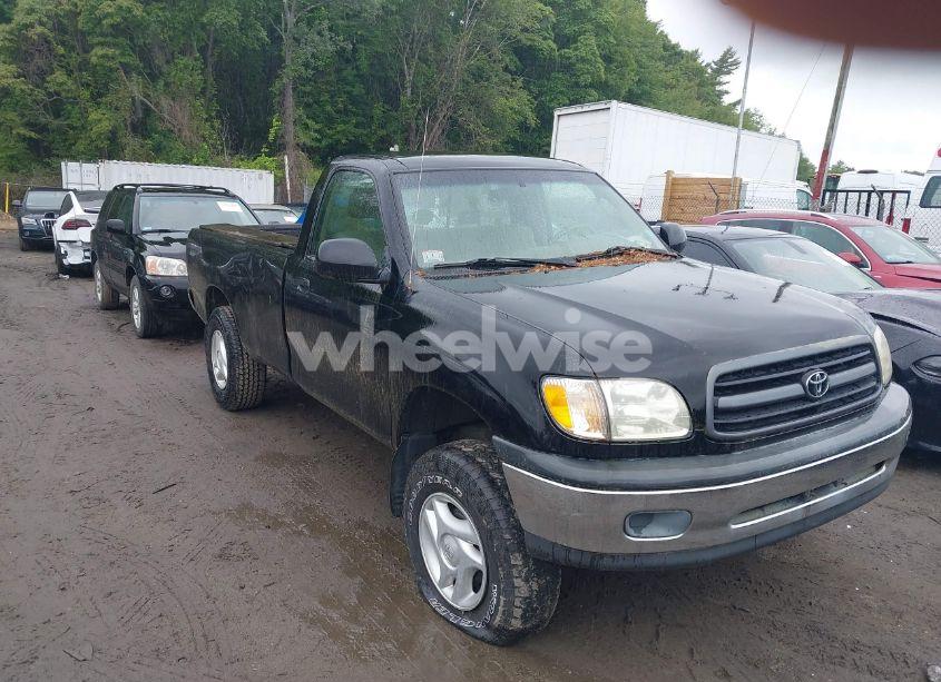2002 Toyota Tundra (VIN 5TBJN32112S244066) main photo