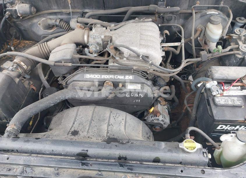 Photo 10 of 2002 Toyota Tundra (VIN 5TBJN32112S244066)