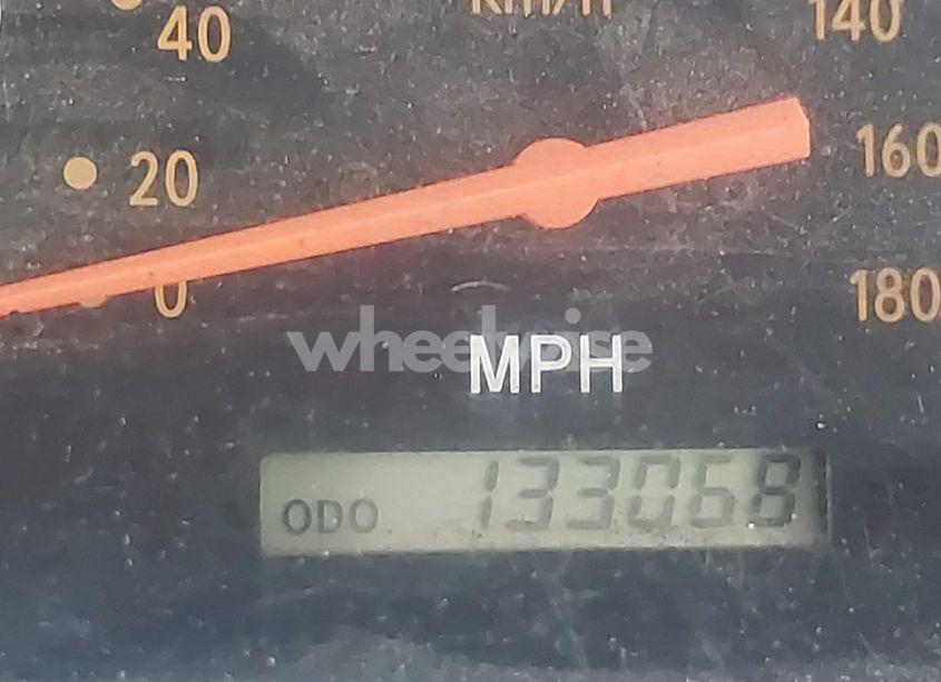 Photo 7 of 2002 Toyota Tundra (VIN 5TBJN32112S244066)