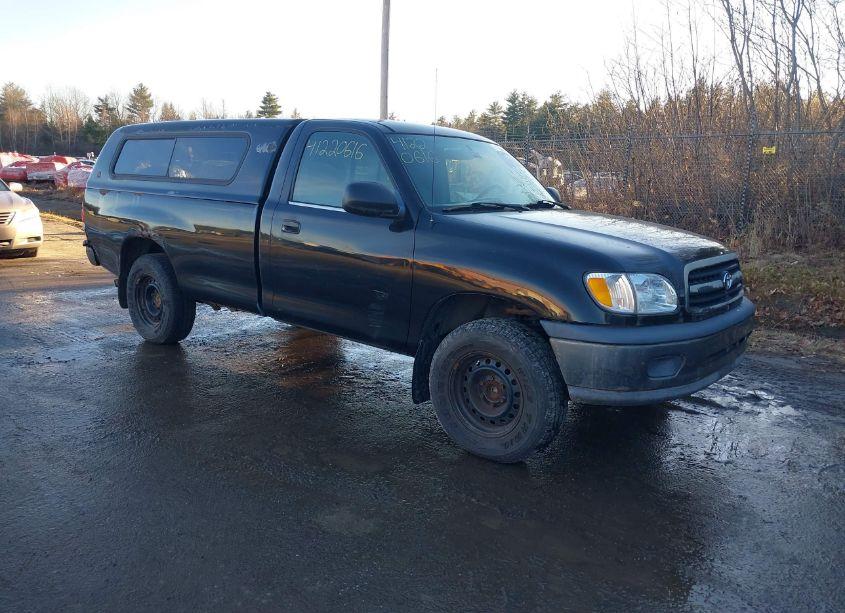 2002 Toyota Tundra (VIN 5TBJN32112S246643) main photo