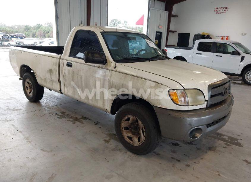 2004 Toyota Tundra (VIN 5TBJN32114S449440) main photo
