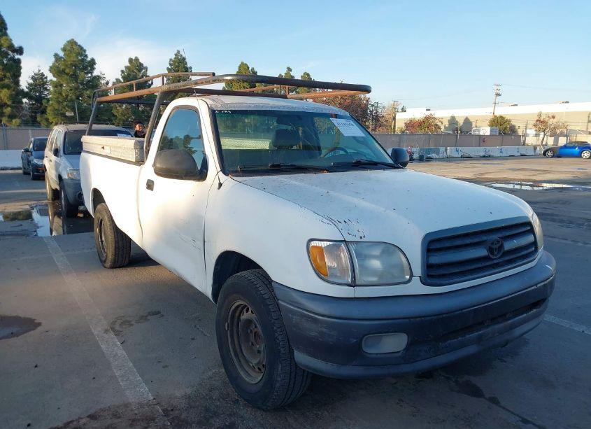 2000 Toyota Tundra (VIN 5TBJN3212YS061073) main photo