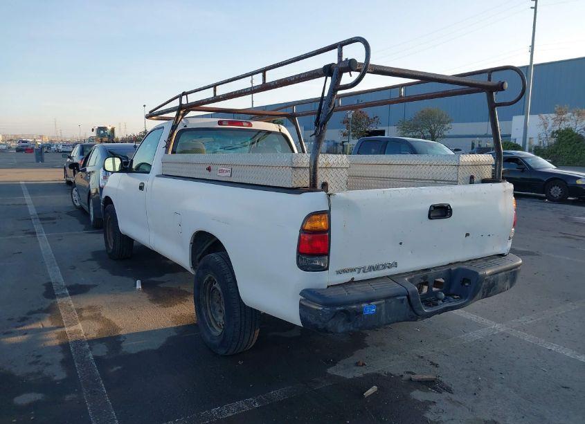 Photo 3 of 2000 Toyota Tundra (VIN 5TBJN3212YS061073)