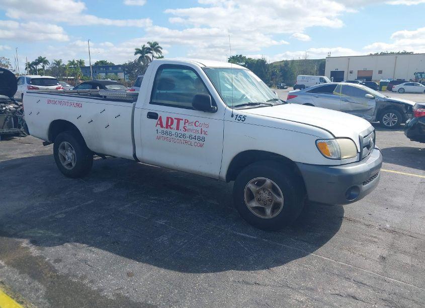 2003 Toyota Tundra (VIN 5TBJN32133S419256) main photo
