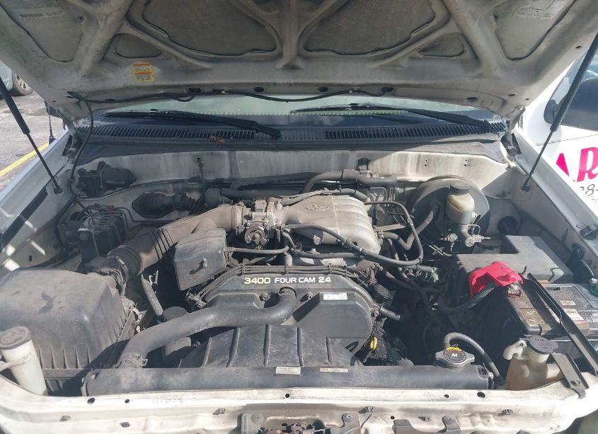 Photo 10 of 2003 Toyota Tundra (VIN 5TBJN32133S419256)