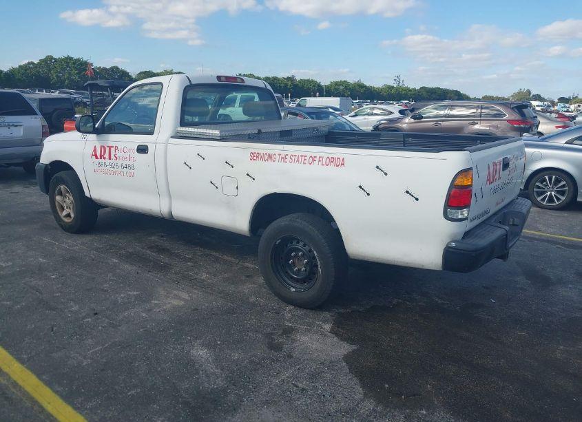 Photo 3 of 2003 Toyota Tundra (VIN 5TBJN32133S419256)