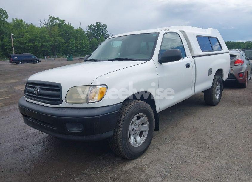 Photo 2 of 2001 Toyota Tundra (VIN 5TBJN32141S156613)