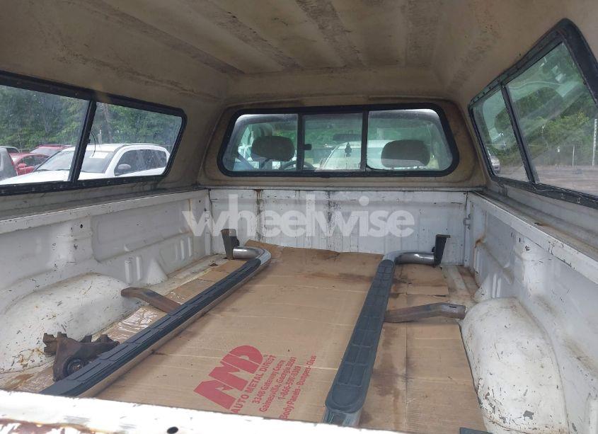 Photo 8 of 2001 Toyota Tundra (VIN 5TBJN32141S156613)