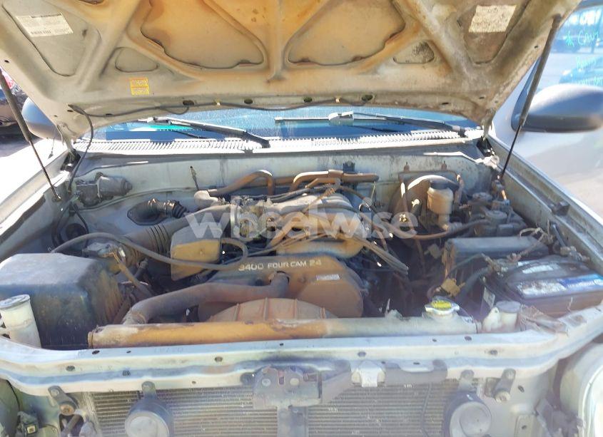 Photo 10 of 2002 Toyota Tundra (VIN 5TBJN32142S230470)