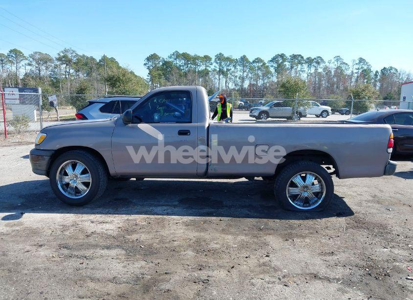 Photo 14 of 2002 Toyota Tundra (VIN 5TBJN32142S230470)