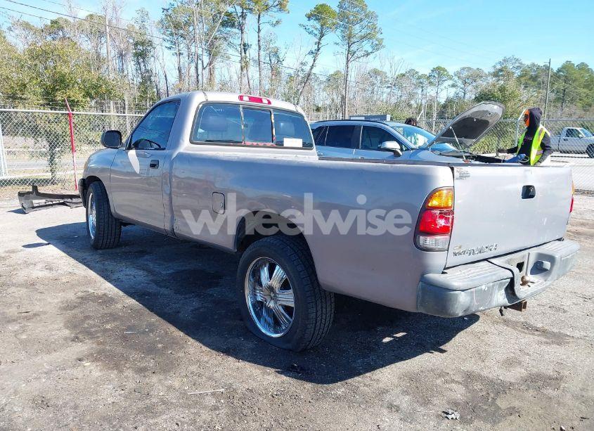 Photo 3 of 2002 Toyota Tundra (VIN 5TBJN32142S230470)