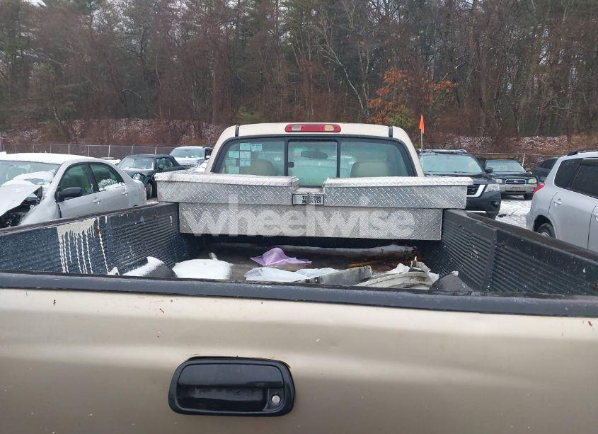 Photo 8 of 2002 Toyota Tundra (VIN 5TBJN32142S283685)