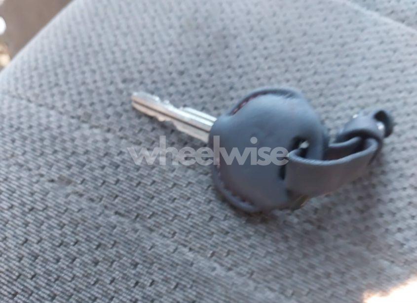 Photo 11 of 2002 Toyota Tundra (VIN 5TBJN32142S310013)