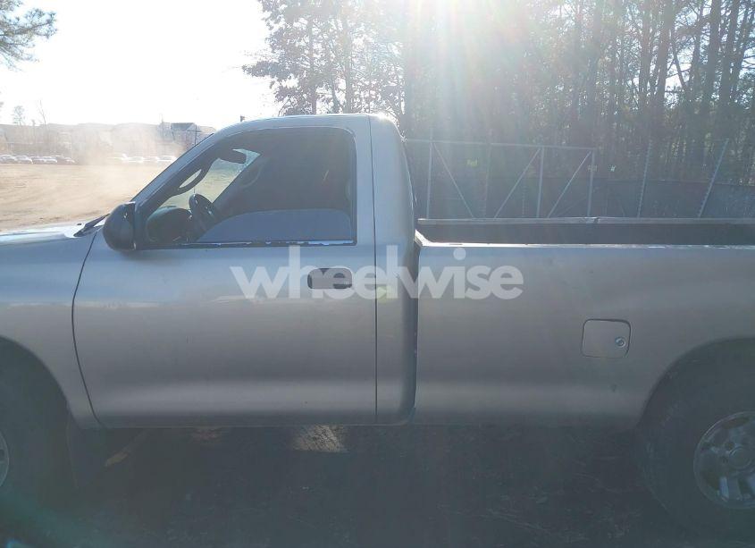 Photo 14 of 2002 Toyota Tundra (VIN 5TBJN32142S310013)