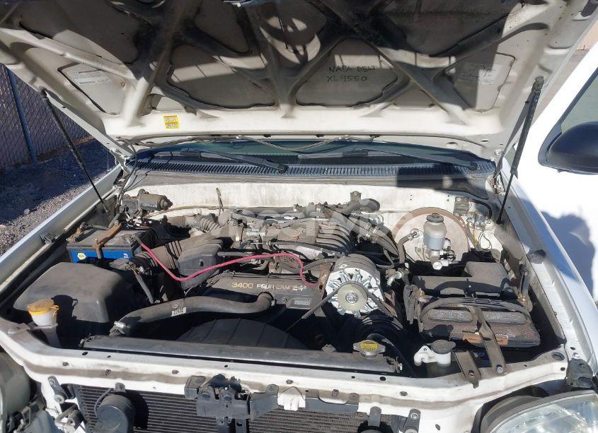 Photo 10 of 2003 Toyota Tundra (VIN 5TBJN32153S352028)