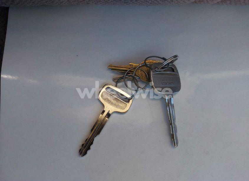 Photo 11 of 2003 Toyota Tundra (VIN 5TBJN32153S352028)