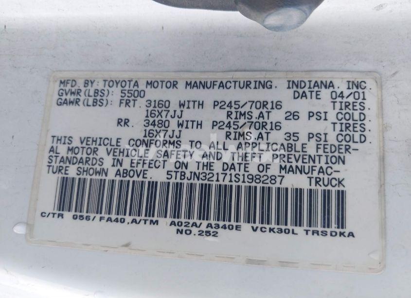 Photo 9 of 2001 Toyota Tundra (VIN 5TBJN32171S198287)