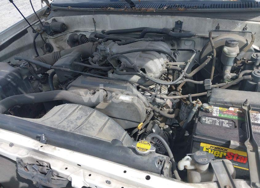 Photo 10 of 2001 Toyota Tundra (VIN 5TBJN32171S212866)