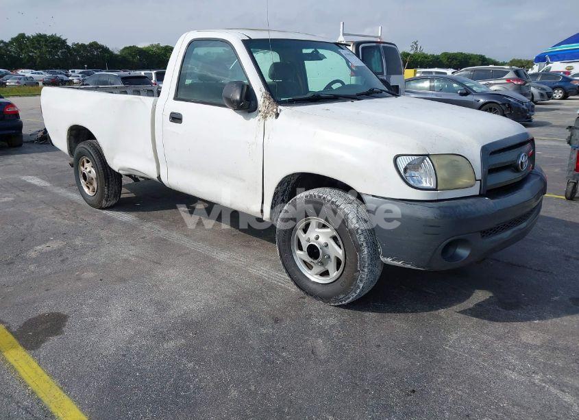 2004 Toyota Tundra (VIN 5TBJN32194S442574) main photo