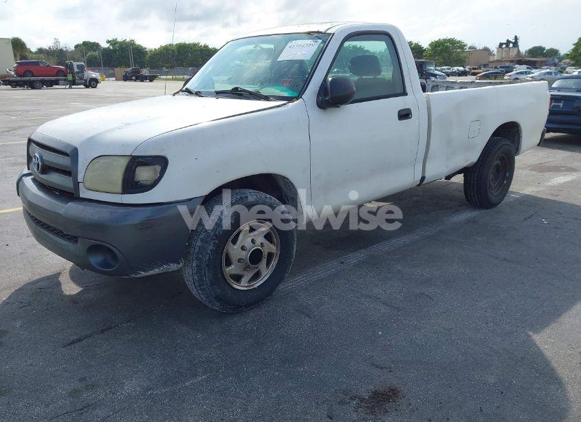 Photo 2 of 2004 Toyota Tundra (VIN 5TBJN32194S442574)