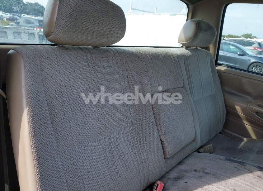 Photo 8 of 2004 Toyota Tundra (VIN 5TBJN32194S442574)