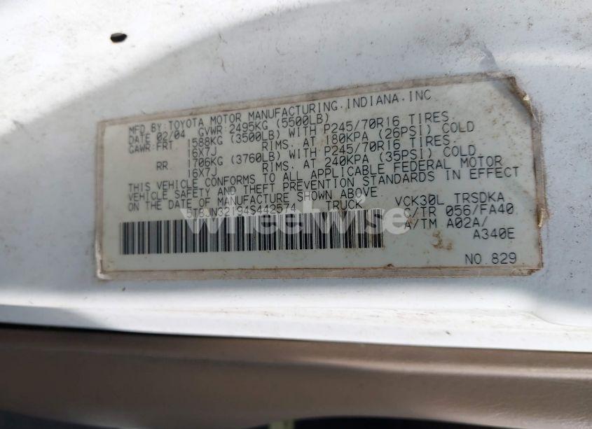 Photo 9 of 2004 Toyota Tundra (VIN 5TBJN32194S442574)