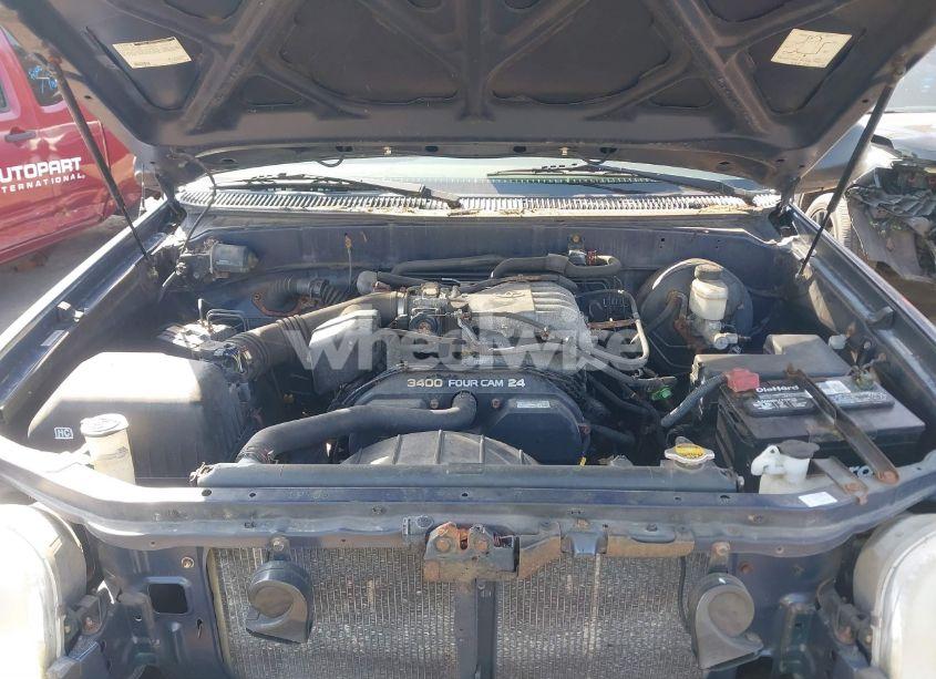 Photo 10 of 2004 Toyota Tundra (VIN 5TBJN32194S448701)