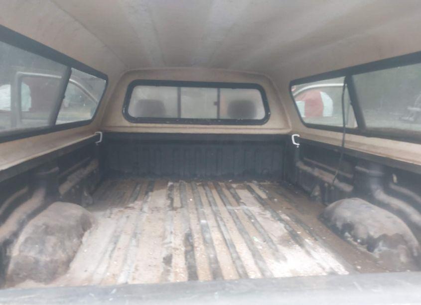 Photo 8 of 2003 Toyota Tundra (VIN 5TBJN321X3S352011)